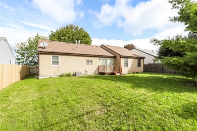 209 Bolz Rd, Carpentersville, IL 60110 - photo 6