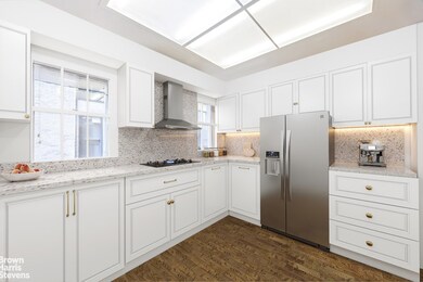 The White House unit 2D, New York, NY 10024 - photo 3