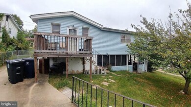 204 E Mill Ave, Capitol Heights, MD 20743 - photo 2