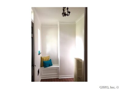 Foyer.