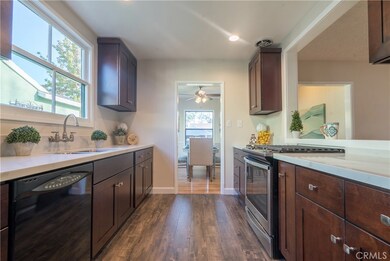 2867 Silva St, Lakewood, CA 90712 - photo 4