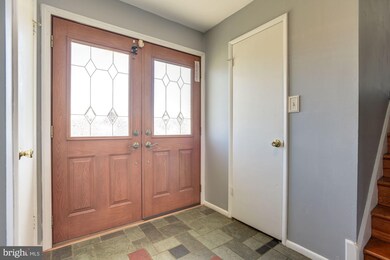 1200 Sparrow Ct, Halethorpe, MD 21227 - photo 2