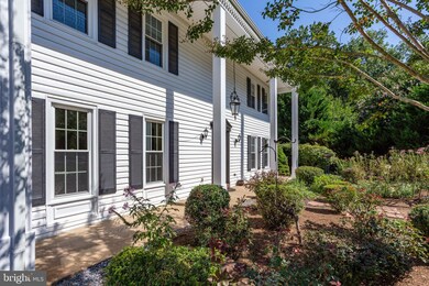 9814 Fosbak Dr, Vienna, VA 22182 - photo 2