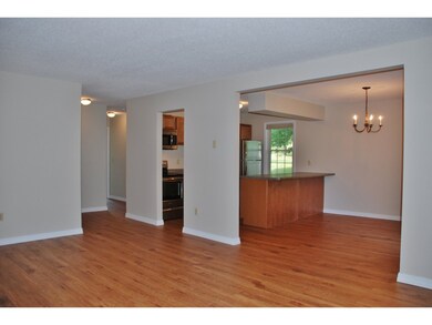 25 Twin Oaks Terrace, South Burlington, VT 05403 - photo 2
