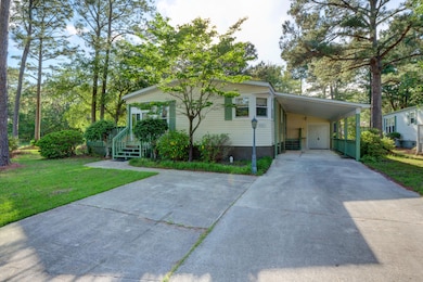 401 Quartermaster Ct, Hampstead, NC 28443 - photo 5