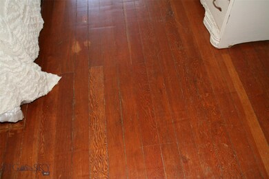 Upper Level Fir Flooring