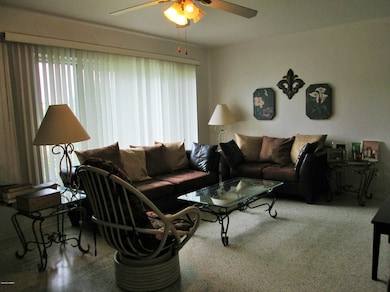 9th_Livingroom