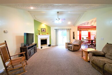 405 W Woodlake Cir, Mount Washington, KY 40047 - photo 5