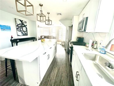 693 Thames St unit 2, Newport, RI 02840 - photo 7