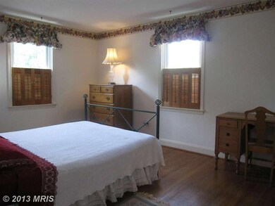 964 Fairmount Ave, Towson, MD 21204 - photo 3