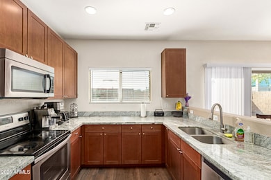 9563 W Monte Vista Rd, Phoenix, AZ 85037 - photo 5