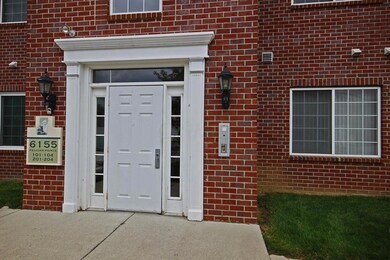 6155 Pelican Pointe 104 (2)