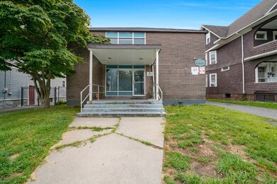 183 Barker St unit B4, Hartford, CT 06114 - photo 5