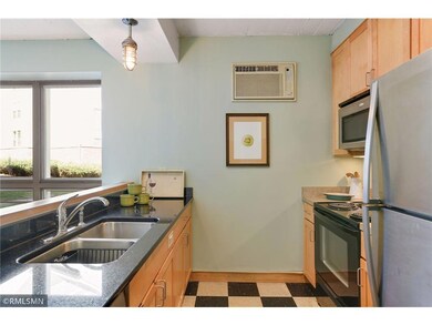 Updated kitchen with dishwasher!