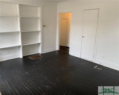 301 W 43rd St, Savannah, GA 31401 - photo 3
