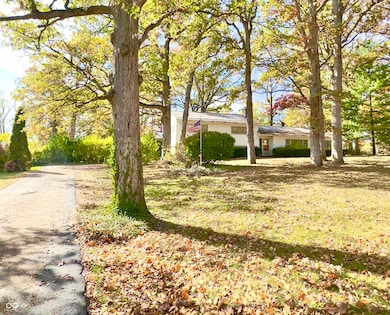 208 Southridge Rd, Fort Wayne, IN 46825 - photo 3