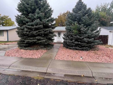 1524 Cody Ave unit Desmet, Casper, WY 82604 - photo 3