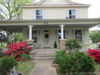 101 Jefferson Ave, Eufaula, OK 74432 - photo 2