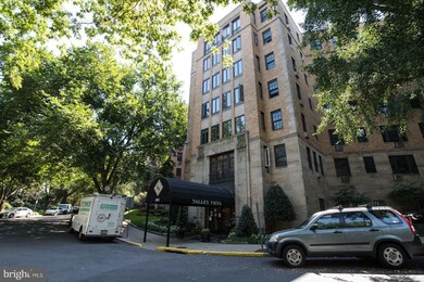 2032 Belmont Rd NW unit 404, Washington, DC 20009 - photo 2