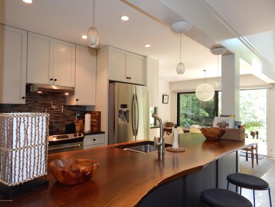 2228 Hillcrest Dr, Pocono Pines, PA 18350 - photo 6