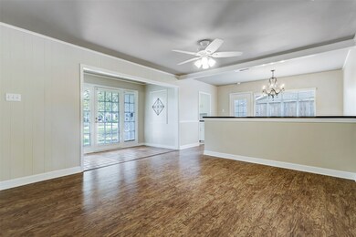 802 W 41st St, Houston, TX 77018 - photo 5
