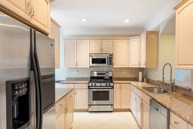 11 Admirals Ln unit 6, Southborough, MA 01772 - photo 4