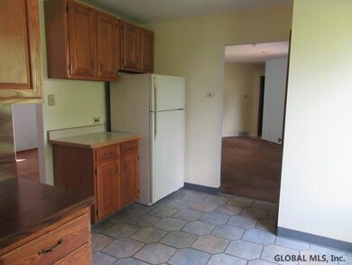 11 David Dr, Schenectady, NY 12302 - photo 3