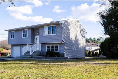 58 Hauppauge Rd, Hauppauge, NY 11788 - photo 2