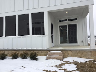 screened n porch w covered porch