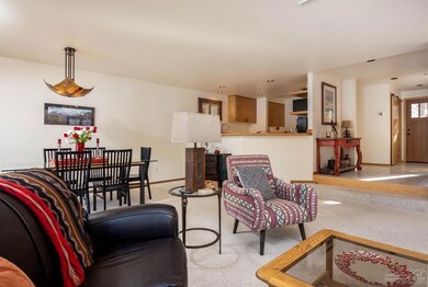 17651 Bittern Ln, Sunriver, OR 97707 - photo 6