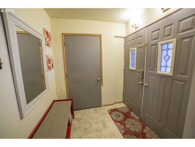 Entrance/Foyer