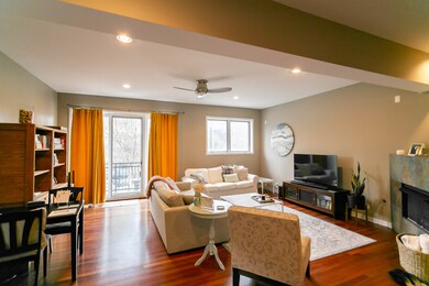 1616 N Western Ave unit 2C, Chicago, IL 60647 - photo 3