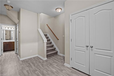 Foyer Level 1