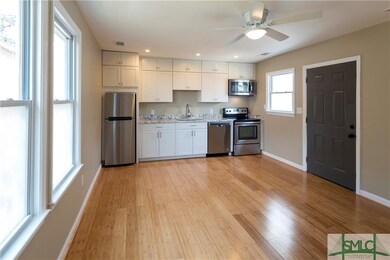 118 W 41st St, Savannah, GA 31401 - photo 6