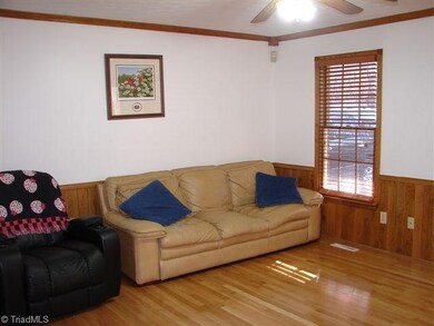 4704 Old Lexington Rd, Asheboro, NC 27205 - photo 5