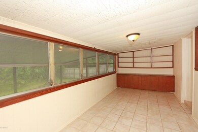 8816 Atter Ln, Jacksonville, FL 32216 - photo 4