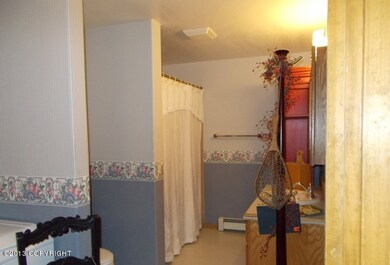 ak hwy basement bath laundry