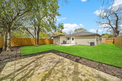 4922 Enyart St, Houston, TX 77021 - photo 7