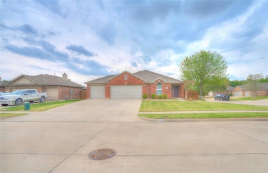 1908 Prescott Downs Dr, Denton, TX 76210 - photo 2