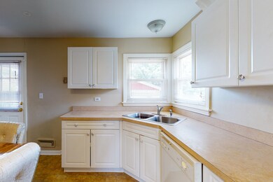 1356 S 5th Ave, Des Plaines, IL 60018 - photo 7