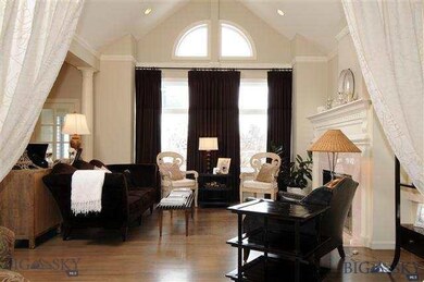 Elegant living room