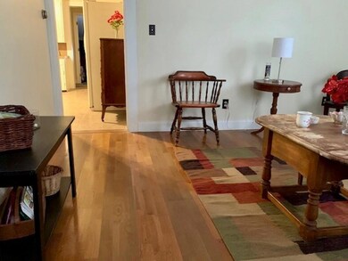 6-living room