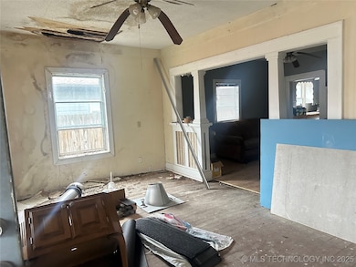 812 W 6th St, Okmulgee, OK 74447 - photo 2