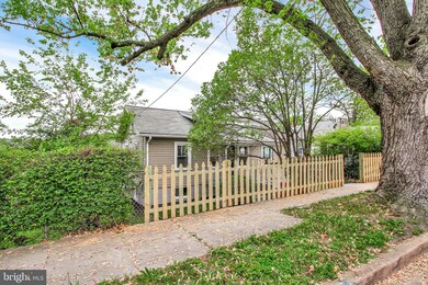 4253 Clay St NE, Washington, DC 20019 - photo 2