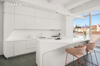 166 Perry St unit 6B, New York, NY 10014 - photo 4