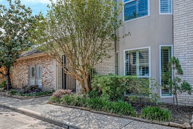 1740 S Gessner Rd, Houston, TX 77063 - photo 4