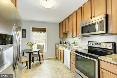 1604 Jubilation Ct, Herndon, VA 20170 - photo 7
