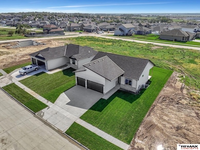 1621 W Trout Dr, Lincoln, NE 68521 - photo 3