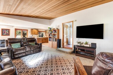 20755 N Star Way, Bend, OR 97703 - photo 6