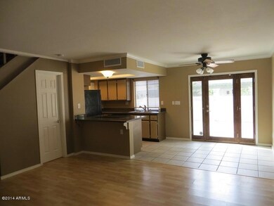 Living/Kitchen